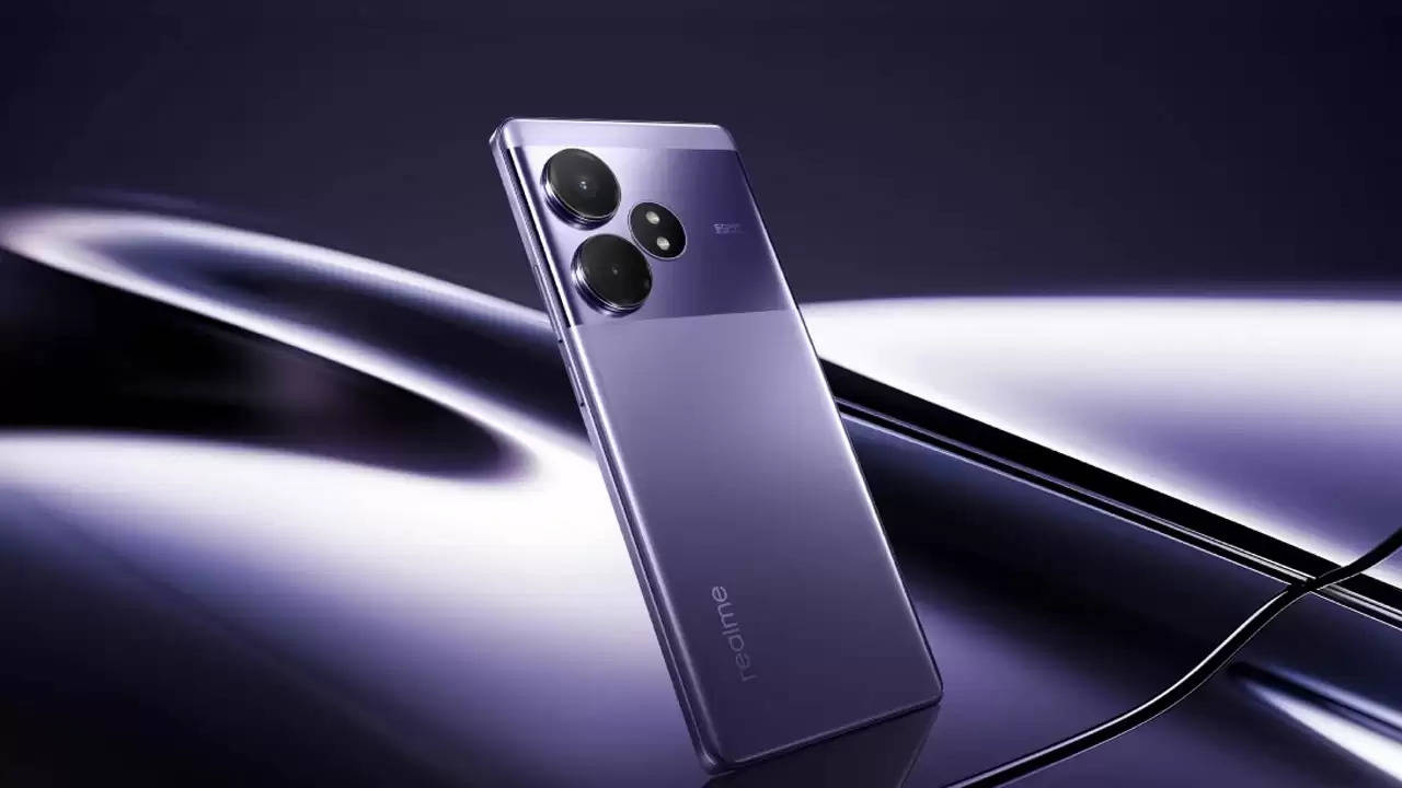 Realme GT 6 Unveiled: A Powerful New Smartphone with Flagship Features
