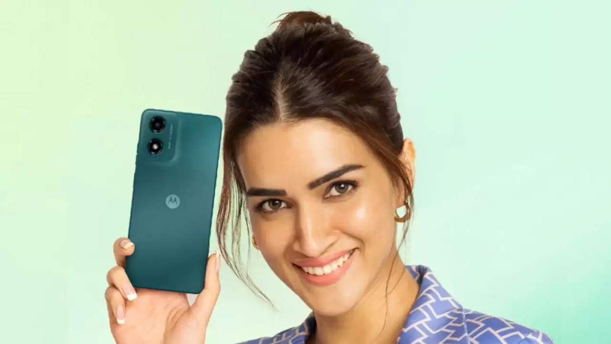 Motorola G04s : मोटोरोला का लोकप्रिय स्मार्टफोन अब मात्र ₹6,999 में, जानिए क्या हैं खास फीचर्स