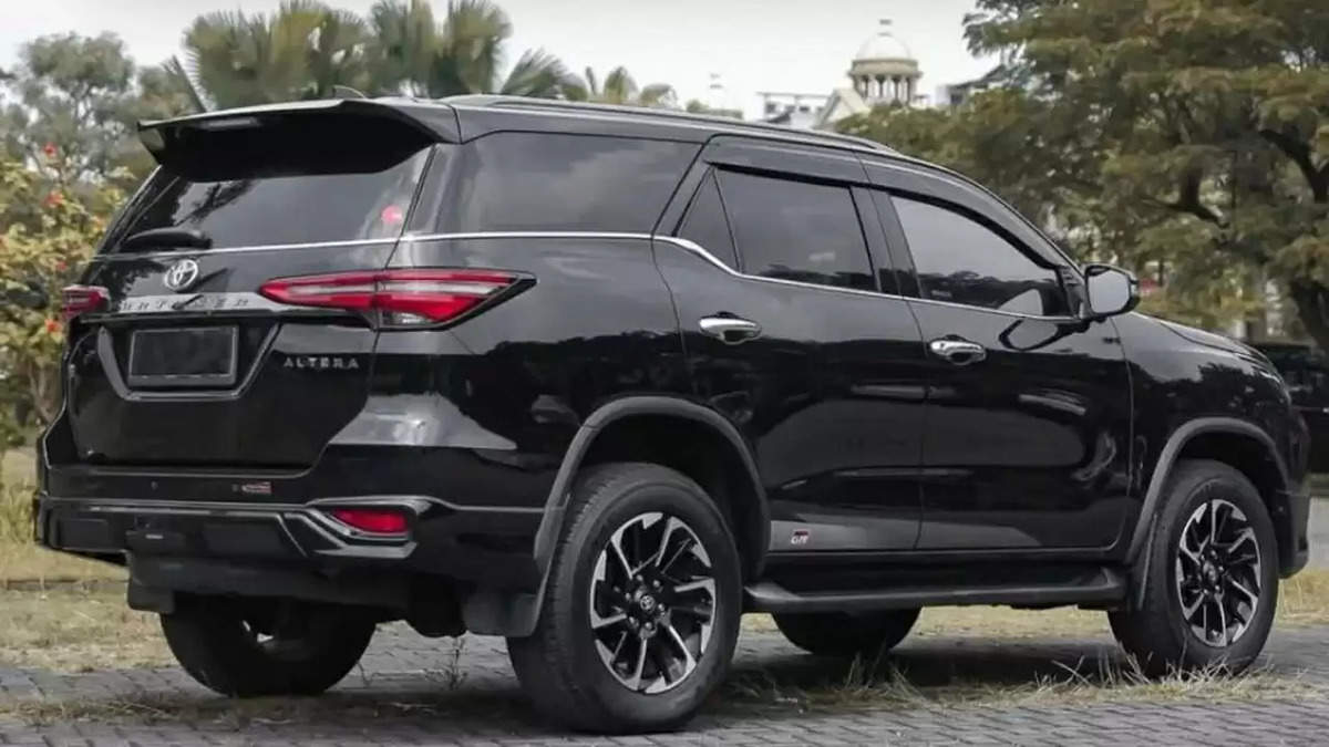 Toyota Fortuner 2024: Luxury, Performance, and Comfort in One