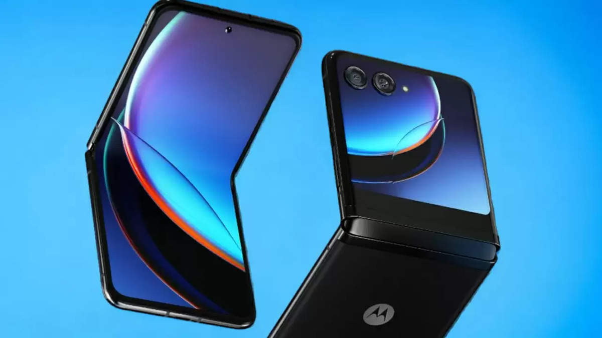 Motorola Razr 50: Affordable Foldable Phone with Festive Discounts