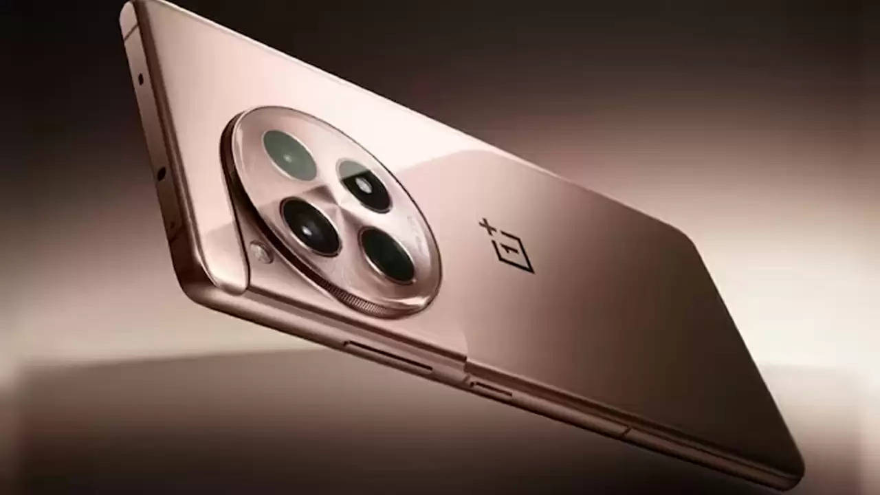 OnePlus 5G फोन पर मिल रही शानदार डील, होली सेल में लूट मचा रहे ग्राहक