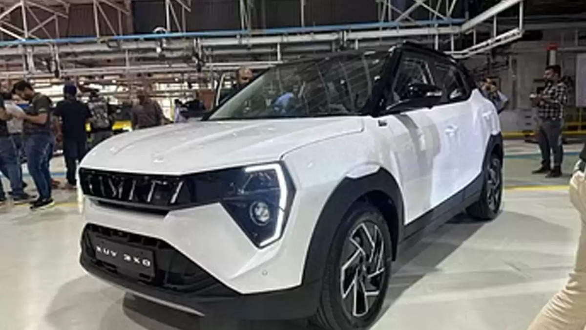 Upcoming Mahindra XUV 3X0 EV: Spy Shots Reveal Design Clues and Battery Potential