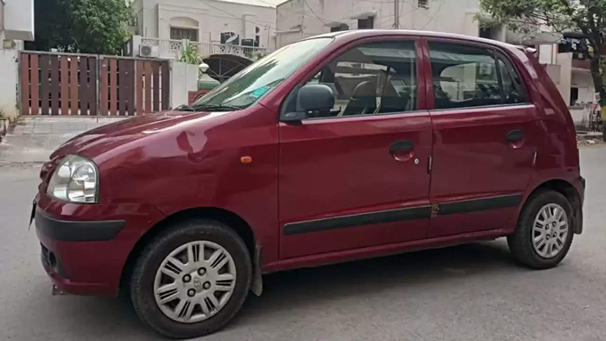 Amazing Deal: Hyundai Santro Xing GL with Excellent Mileage for Rs 1.2 Lakh