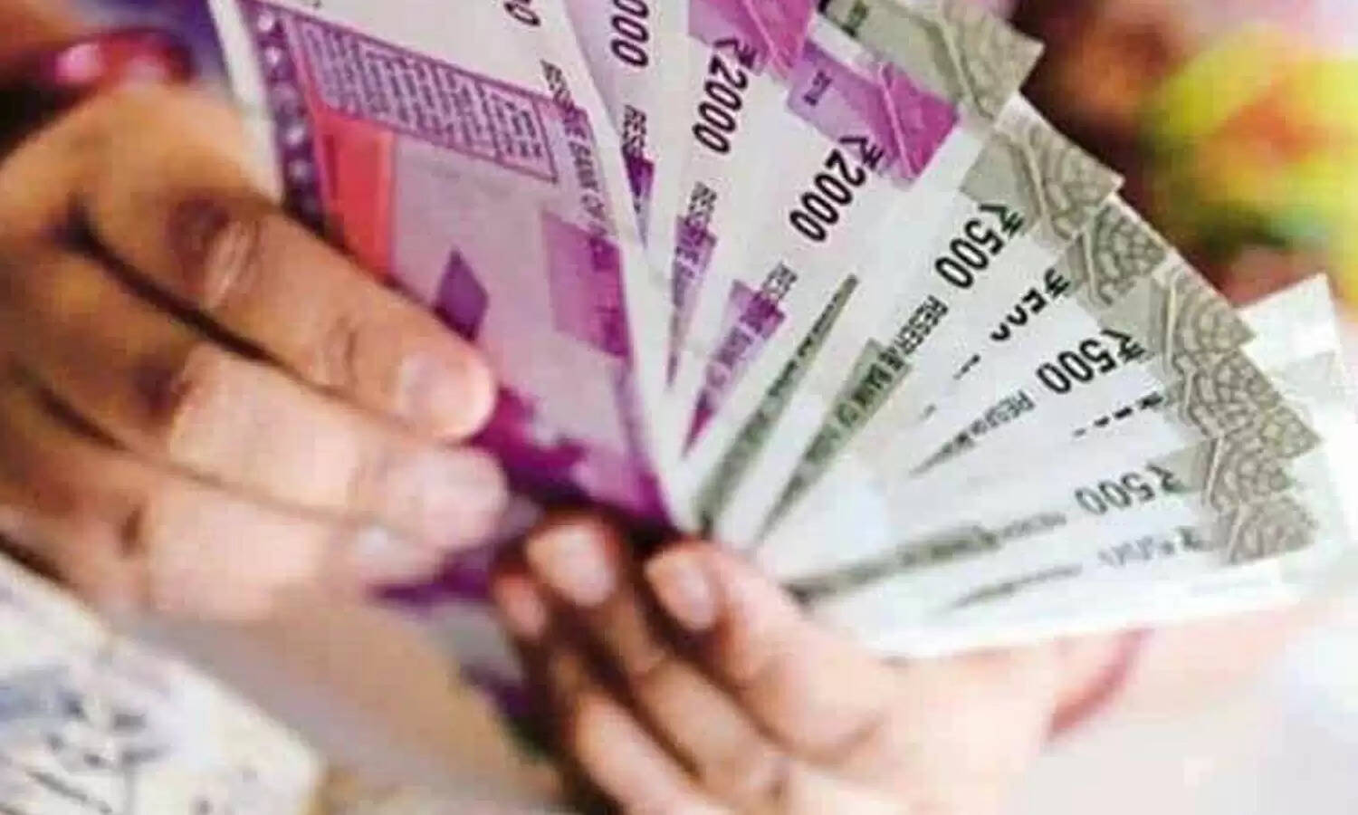 Earn Money: बस 3 से 4 घंटे करें यह काम, घर बैठे हर महीने होगी 80 हजार रुपये की कमाई Earn Money: बस 3 से 4 घंटे करें यह काम, घर बैठे हर महीने होगी 80 हजार रुपये की कमाई
