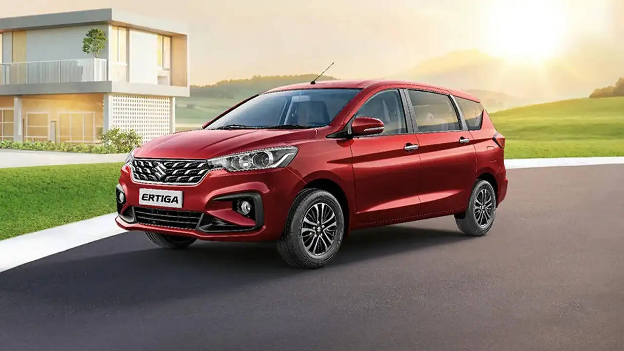 अब सबका कार का सपना होगा सच, यहाँ सिर्फ 3 लाख में मिल रही Maruti Ertiga