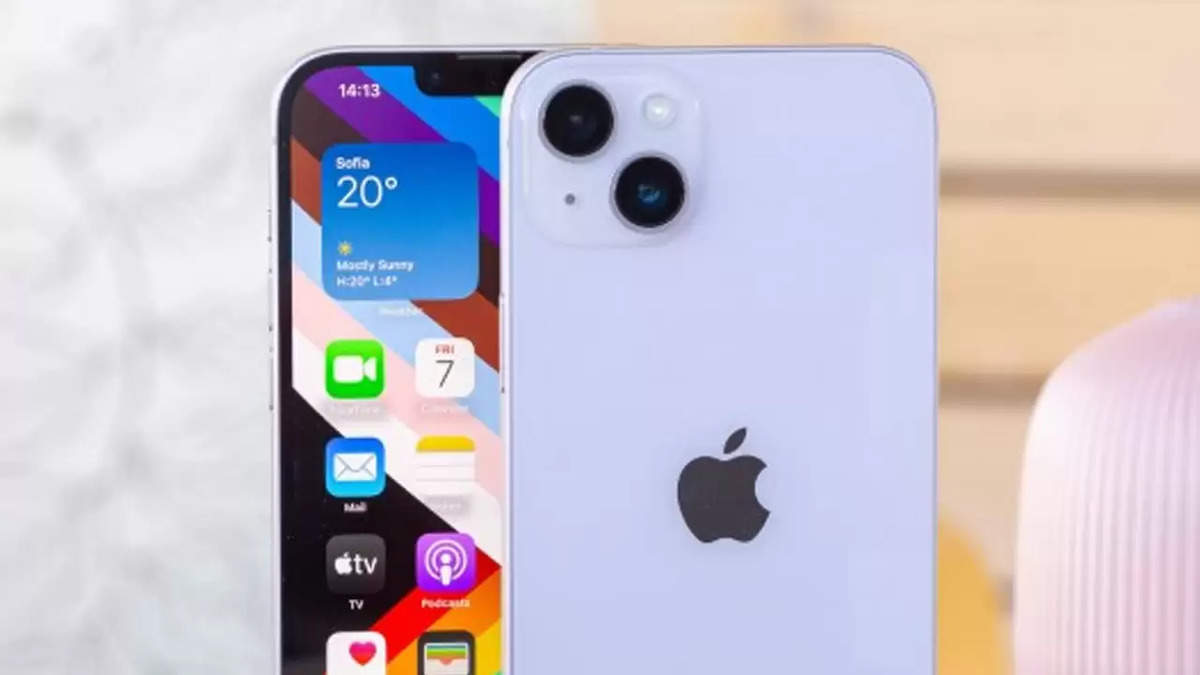 धड़ाम से गिरे iPhone 14 Plus के दाम, 23,000 रुपये सस्ता