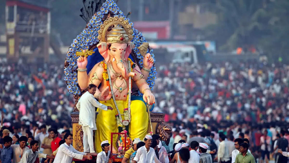 Ganesh Chaturthi 2024: ब्रह्म-इंद्र योग में गणपति की स्थापना, जानिए शुभ दिशा