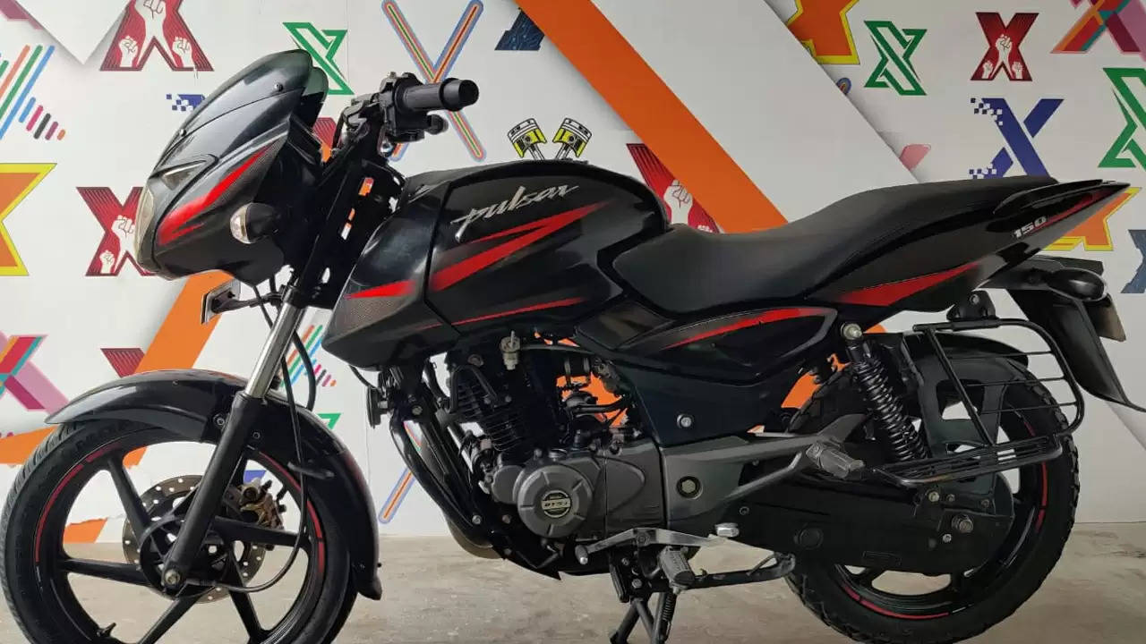 Bajaj Pulsar 150: Packed with Features and 50-55 km/l Mileage