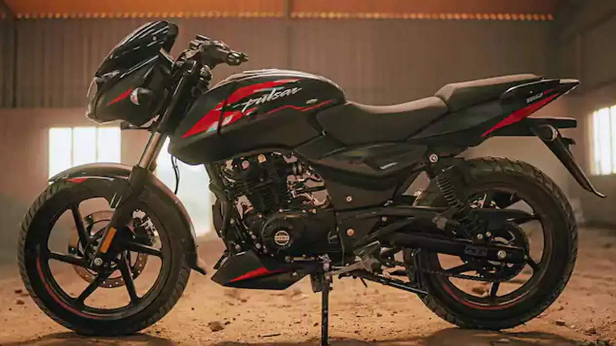 Bajaj Pulsar 220: Affordable Used Bike for Sale - Rs 42,000 Only