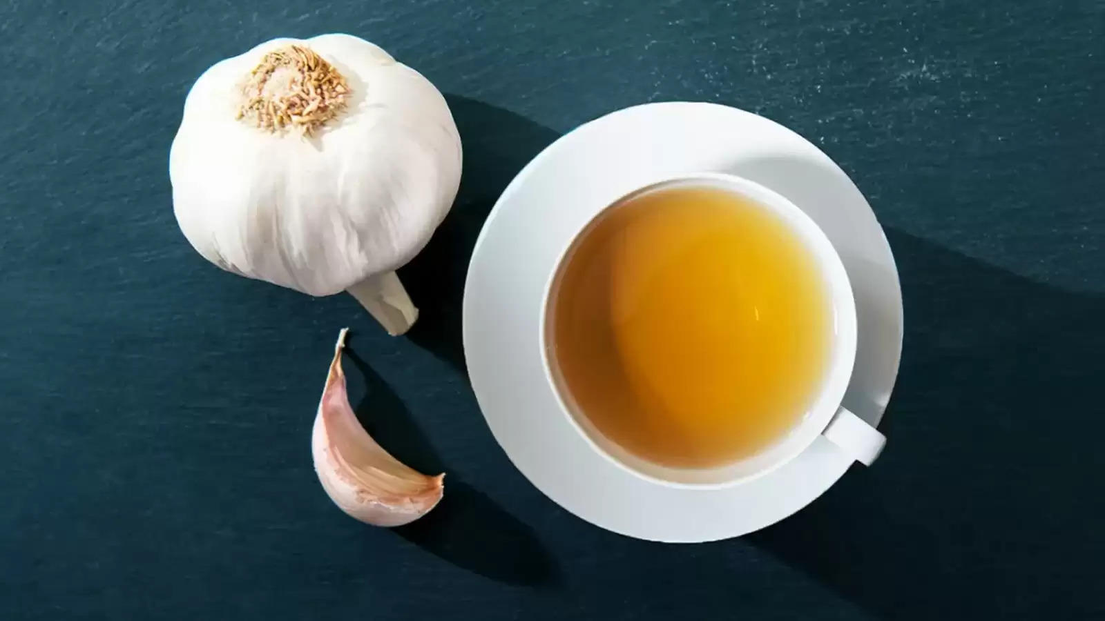 Garlic Tea Benefits : गुणों से भरपूर होती है लहसुन की चाय, ऐसे पीने से मिलते है कई फायदे