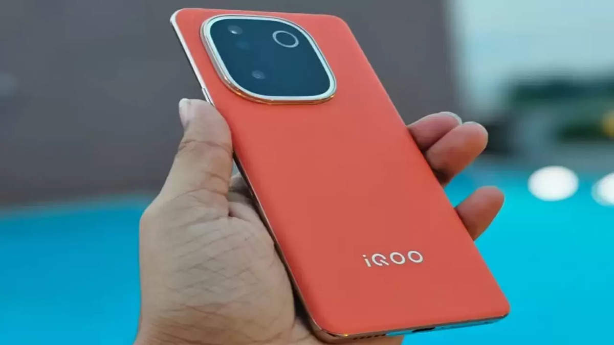 iQOO Z9s Pro 5G: Unleash the Power of 5G on Your Smartphone