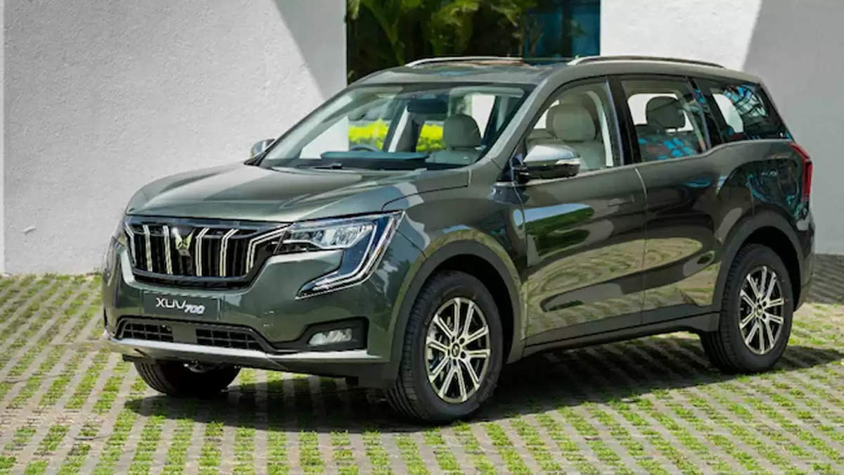 Mahindra XUV700: Powerful Performance and Luxurious Features