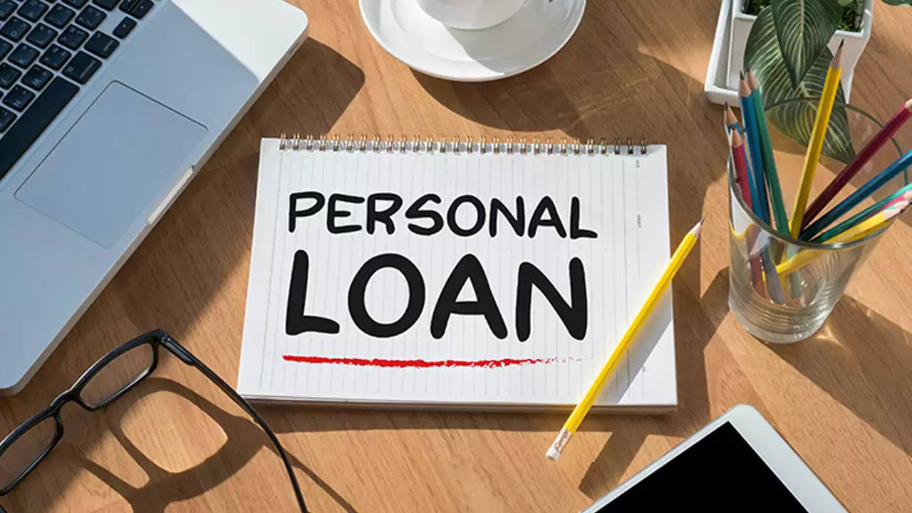 Personal Loan के आवेदन से पहले जान लें ये 4 जरूरी बातें, ताकि फायदे में रहें आप!