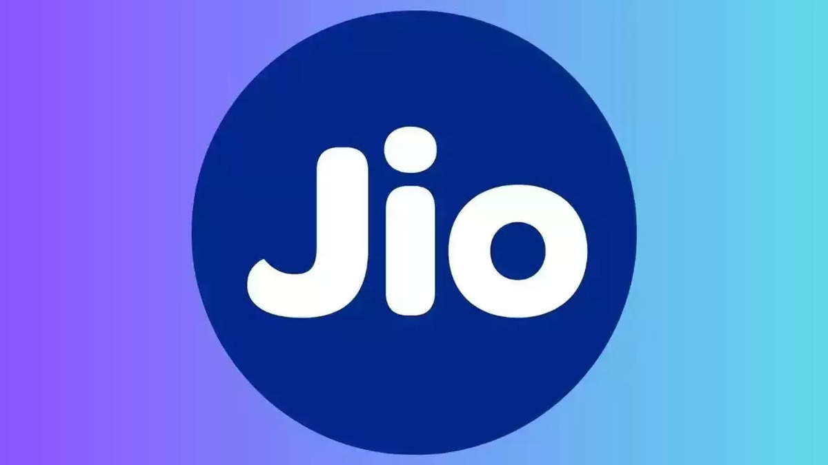 Jio Freedom प्लान: 355 रुपये में डेटा की बाढ़, 30 दिन तक बिना रुके करें बातें