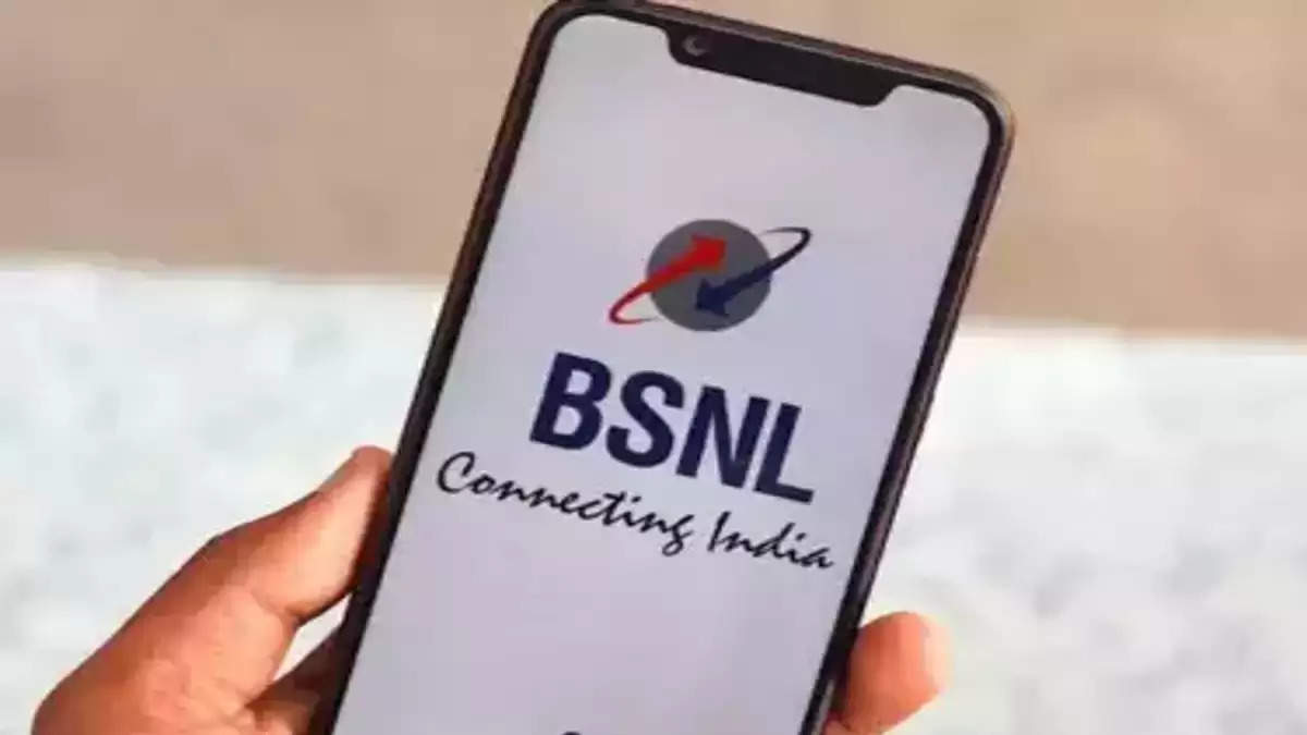 BSNL ने दिया करोड़ों ग्राहकों को तोहफा, इन प्लान्स से करें रिचार्ज और बनें लखपति