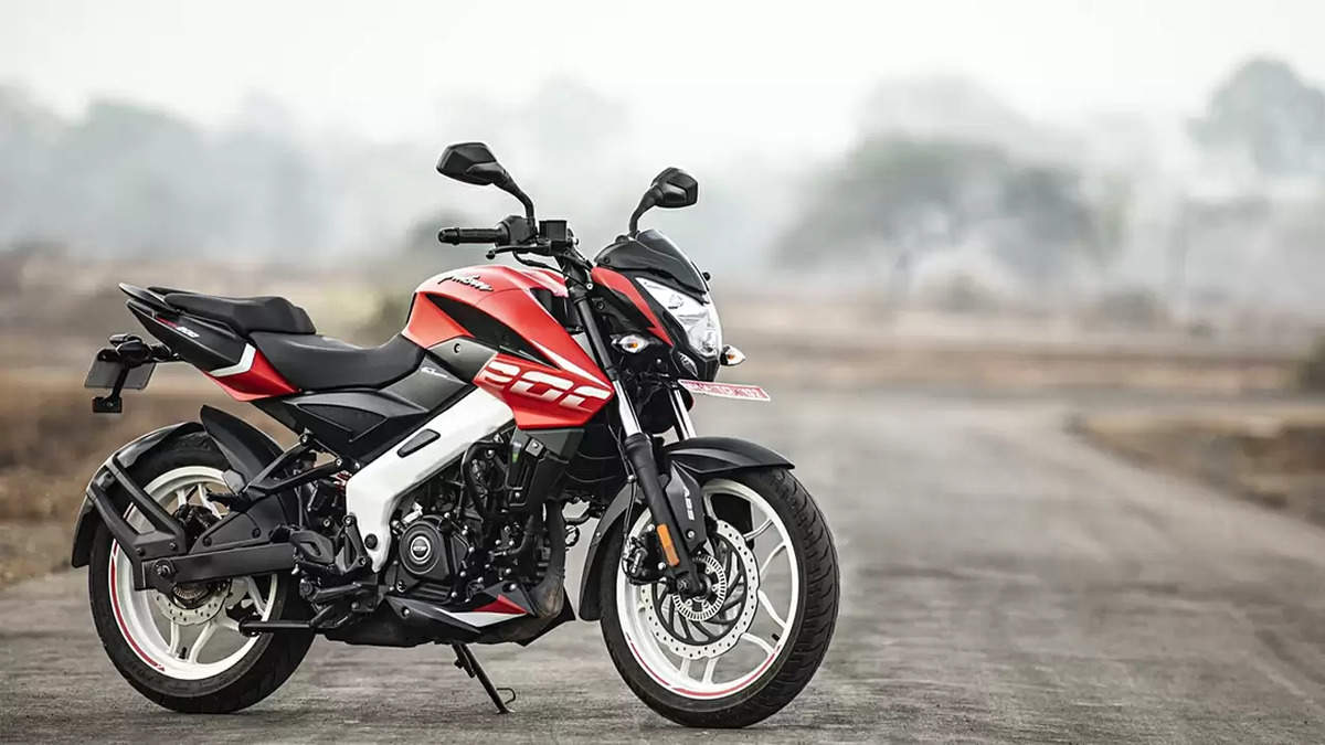 Bajaj Pulsar NS200 Shines Bright: New Design with LED Lighting