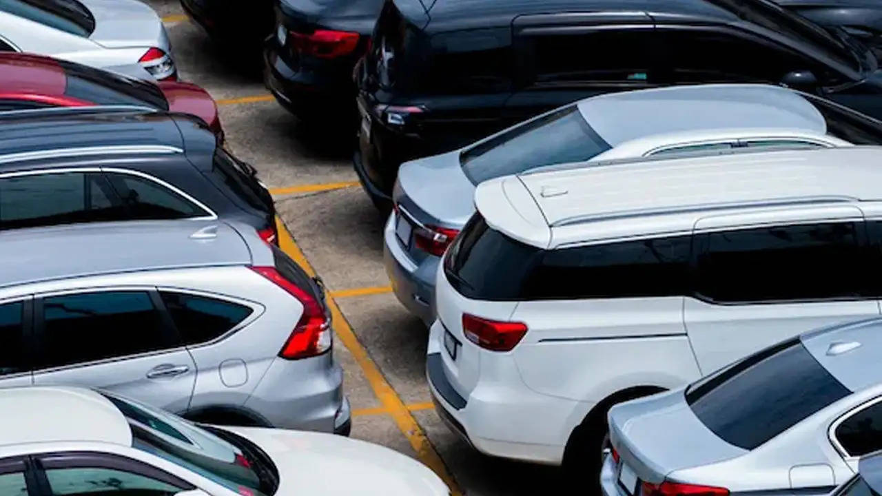 डिप्टी कमिश्नर ने पार्किंग स्थलों को लेकर जारी किए दिशा-निर्देश