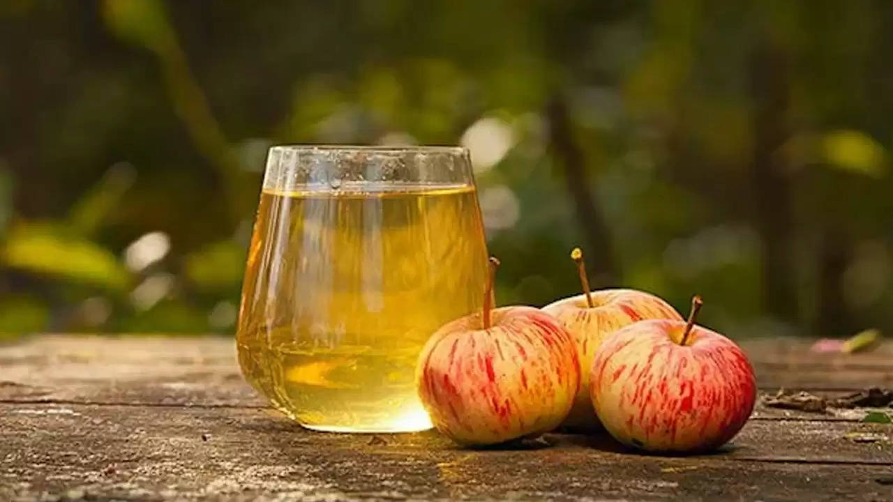 सेब का सिरका: सेहत के लिए फायदेमंद या नुकसानदायक? जानिए इनके दुष्प्रभावों के बारे में