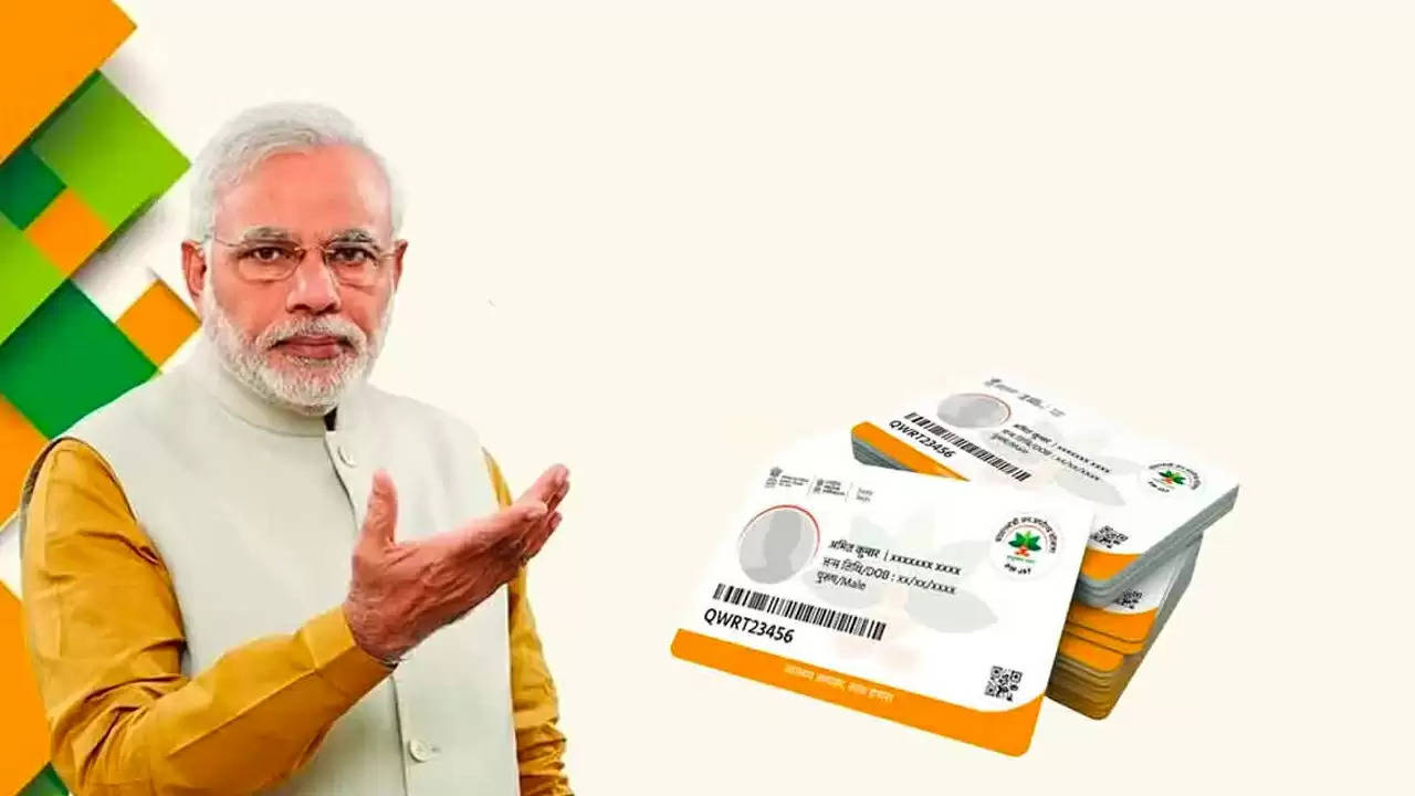 Aayushman Card: गरीबों के लिए वरदान बना आयुष्मान कार्ड, जानिये 5 मिनट में घर बैठे कैसे बनवाएं 