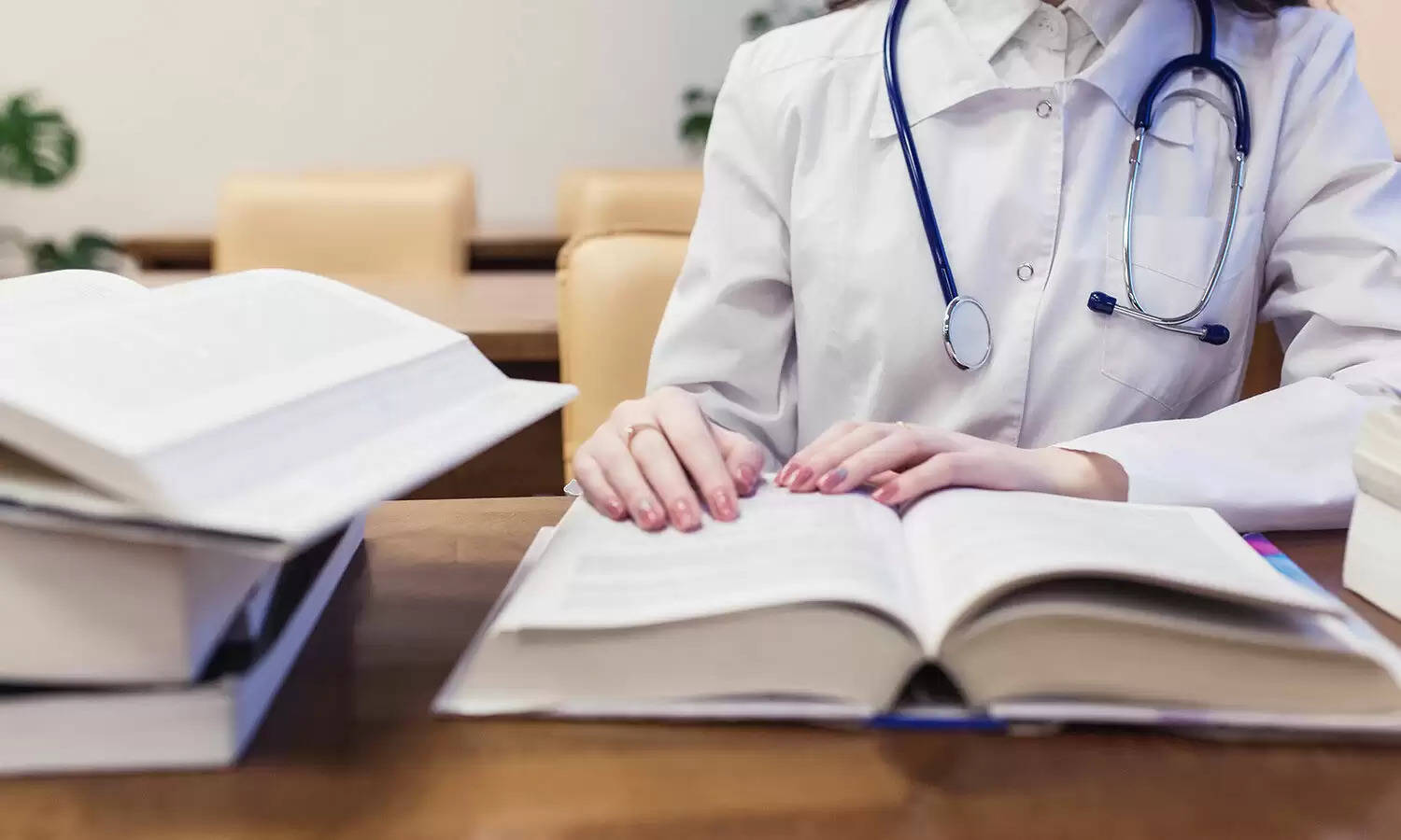 राष्ट्रीय चिकित्सा आयोग ने नए स्नातक चिकित्सा संस्थानों की स्थापना और मौजूदा पाठ्यक्रम के लिए जारी किये दिशा-निर्देश 
