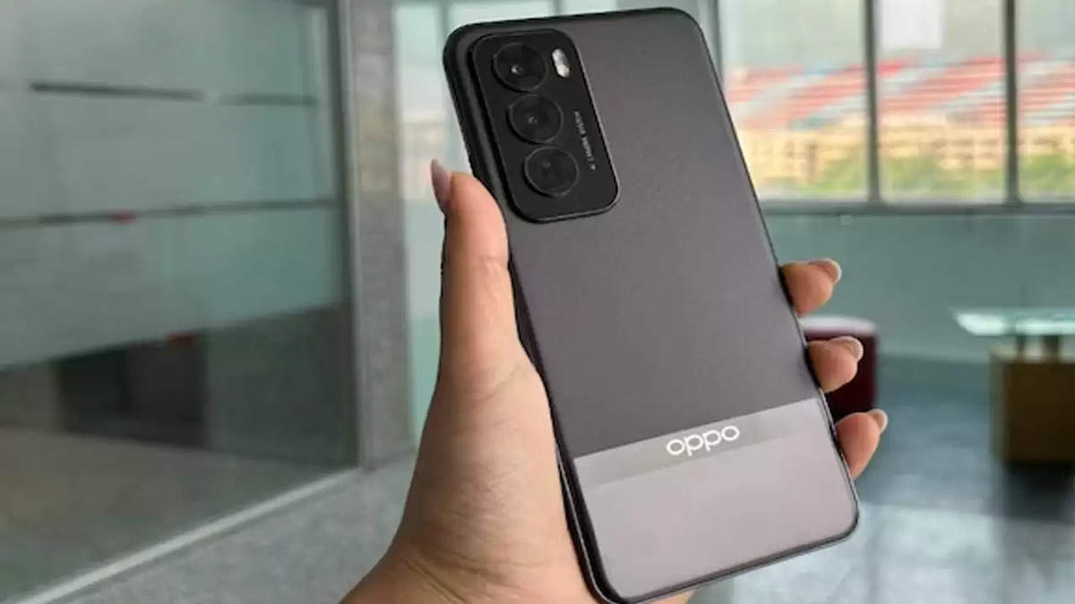 OPPO Reno 12 Pro : 50MP सेल्फी और स्टाइलिश लुक, अब कम कीमत में!