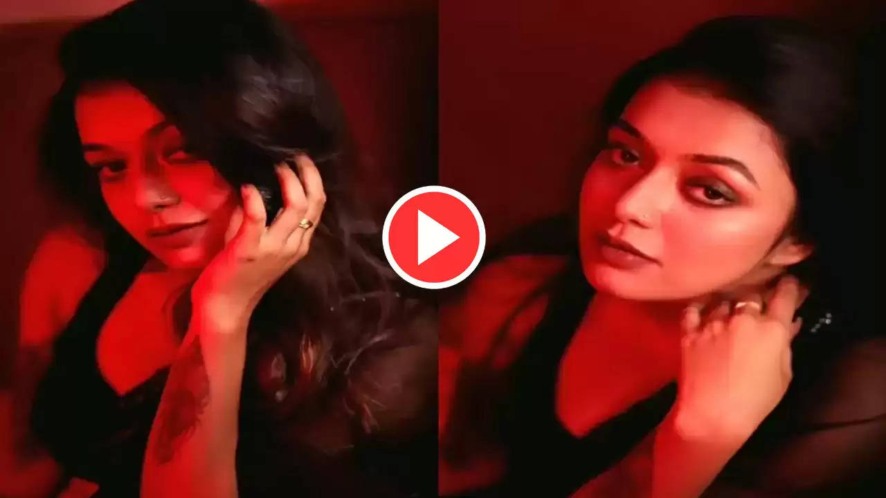Bangla Sexy Video: हॉट भाभी की बोल्ड अदाओं से फैंस की धड़कनों को बढ़ाया, सेक्सी वीडियो हुआ वायरल