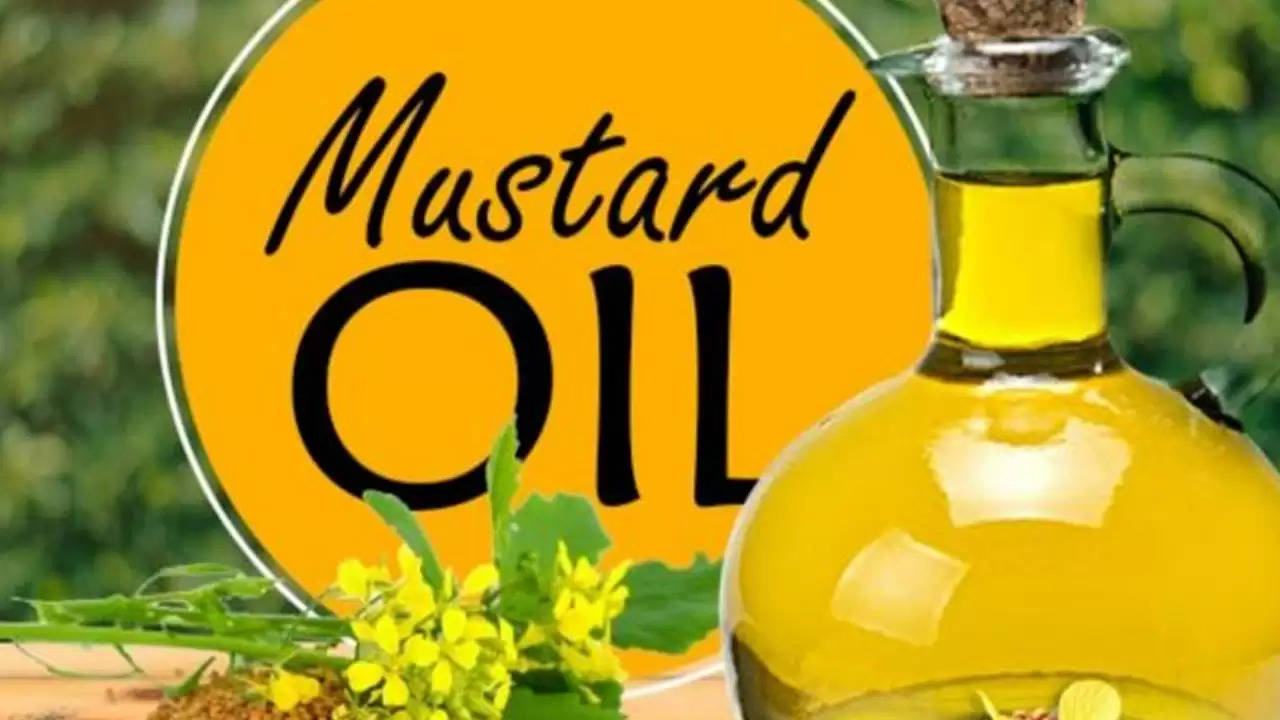 Mustard Oil Price Today: गृहणियों के लिए अच्छी खबर! सरसों के तेल में 20% की आई गिरावट, जाने क्या है आपके शहर में भाव