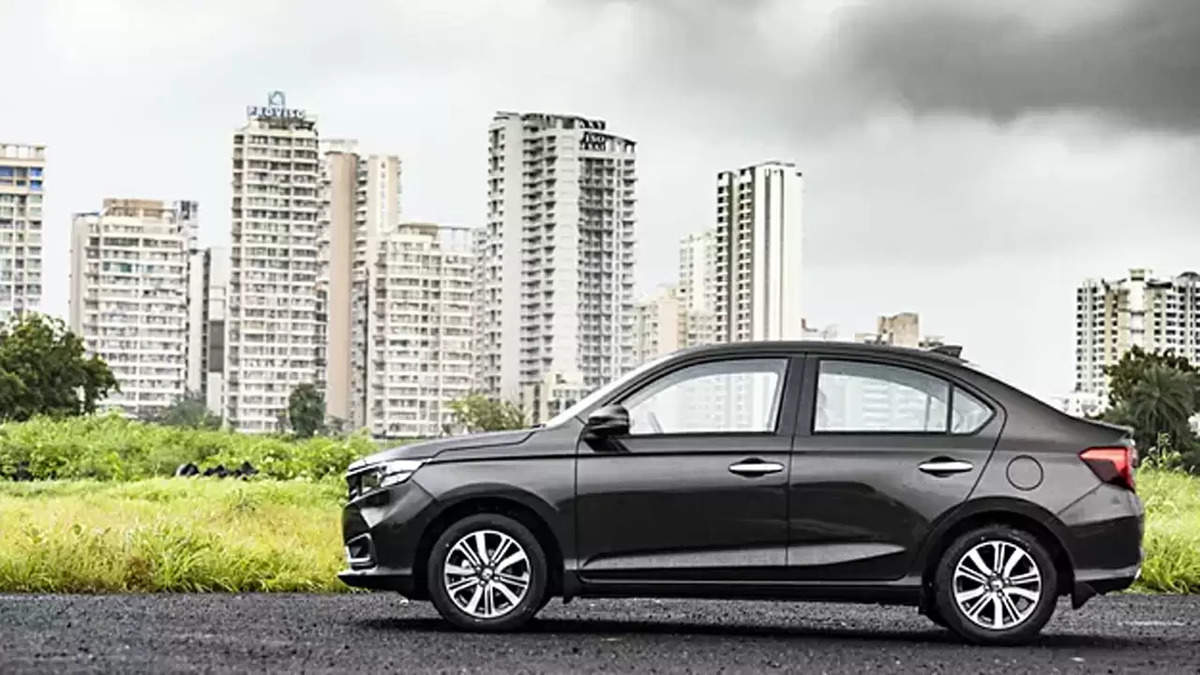 Honda Amaze पर धमाकेदार ऑफर, ₹1.12 लाख तक का मिल रहा डिस्काउंट