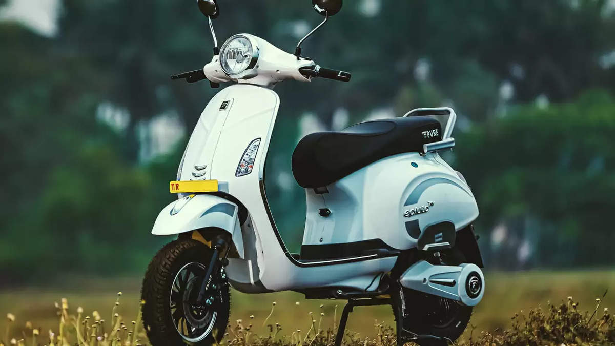 Pure EV Epluto 7G: A Review of India's Most Affordable Electric Scooter