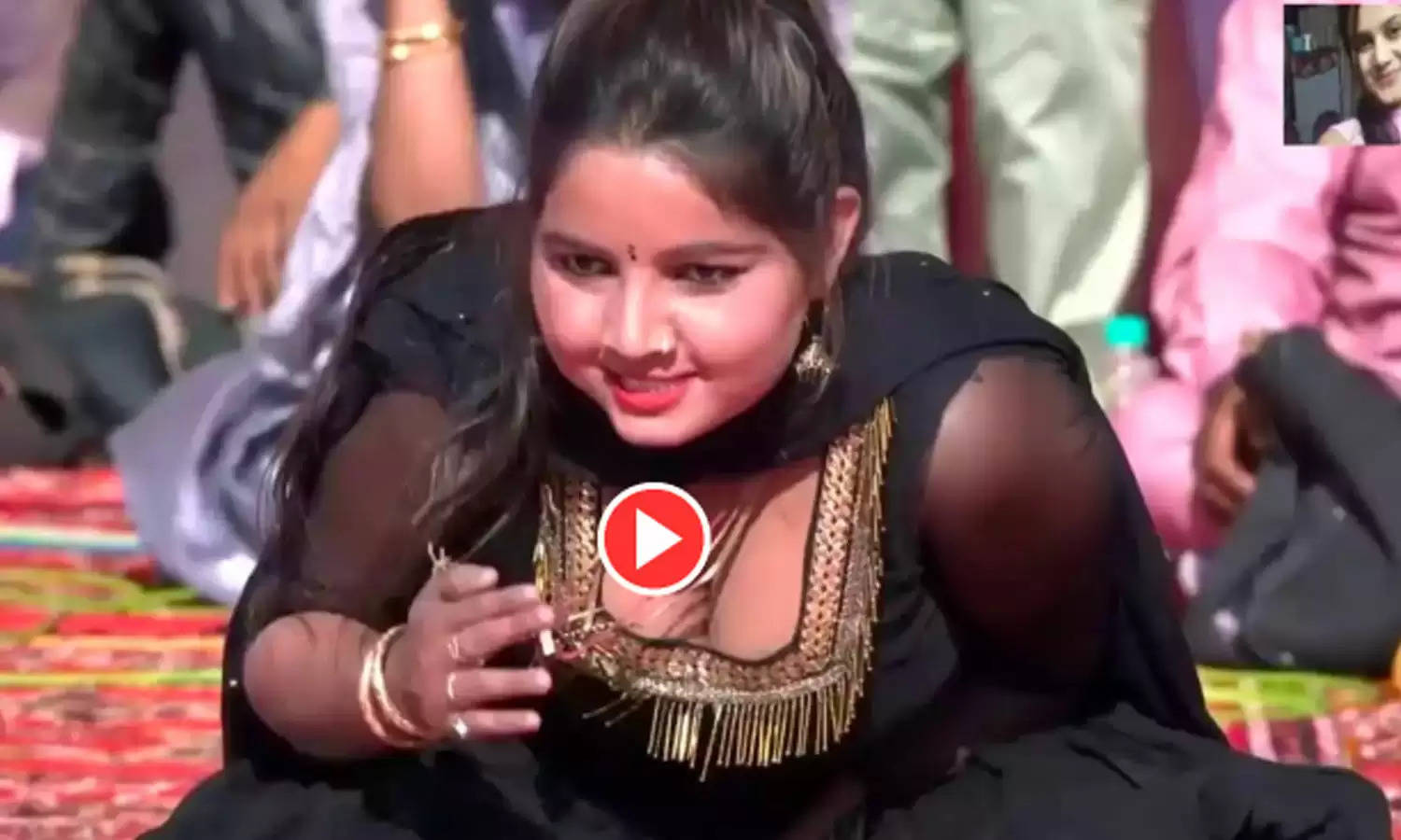 Sunita Baby Haryanvi Dance: सुनीता बेबी का एक और बवाल, भरी महफिल में डांसर का ये हाल देख नौजवान हुए बेहाल, बूढ़े लाठी छोड़…