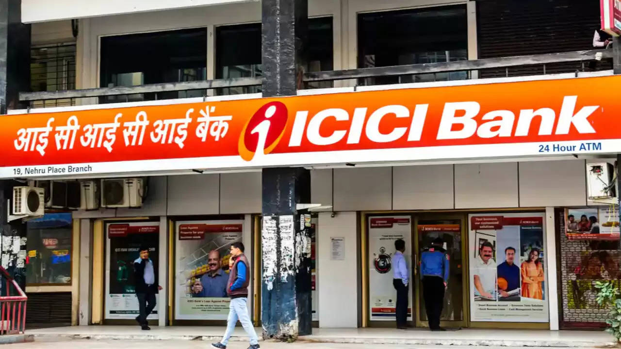 ICICI Bank ने दी आम जनता को बड़ी खुशखबरी! FD पर मिलेंगे अब और अधिक ब्याज