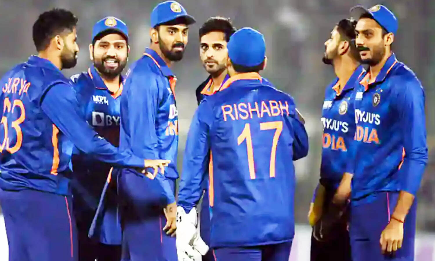 टीम India मे खिलाडी कम कप्तान ज्यादा, ख़राब टीम सिलेक्शन- 11 महीने में 28 खिलाड़ियों को आजमाया टीम India मे खिलाडी कम कप्तान ज्यादा, ख़राब टीम सिलेक्शन- 11 महीने में 28 खिलाड़ियों को आजमाया