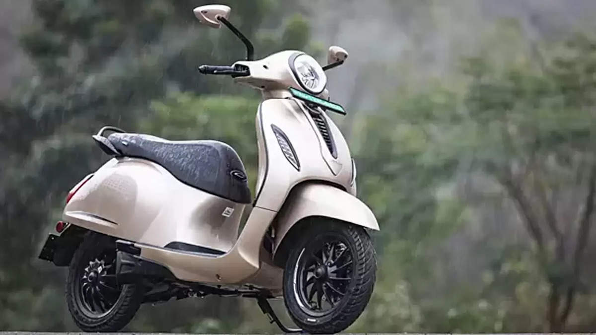 Bajaj Chetak: A Look at its Price, Features, and Battery Performance