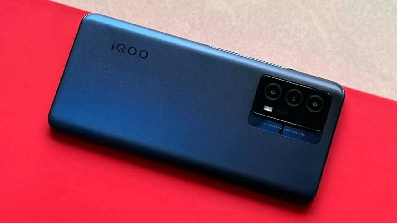 5G स्मार्टफोन पर 20% की छूट, आज ही खरीदें IQOO Z5