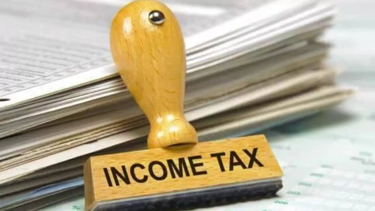 Income Tax: आयकर विभाग से जुर्माना बचने के लिए इन 5 जगहों पर न करें कैश लेनदेन