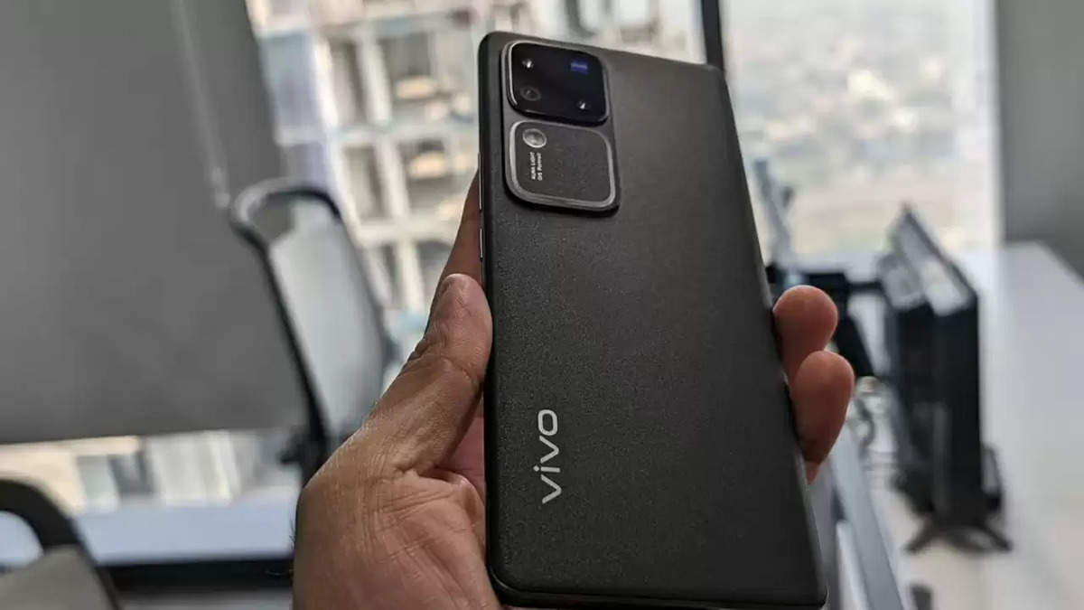 Vivo V30: Best Value for Money Smartphone with Premium Features