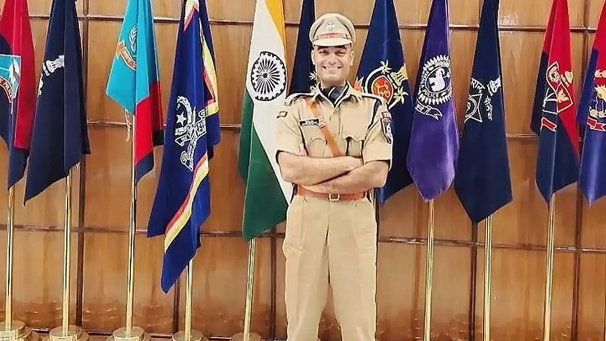 हिमांशु ने तीन बार क्रैक की UPSC परीक्षा, पहले RRTS फिर IPS और अंत में बने IAS