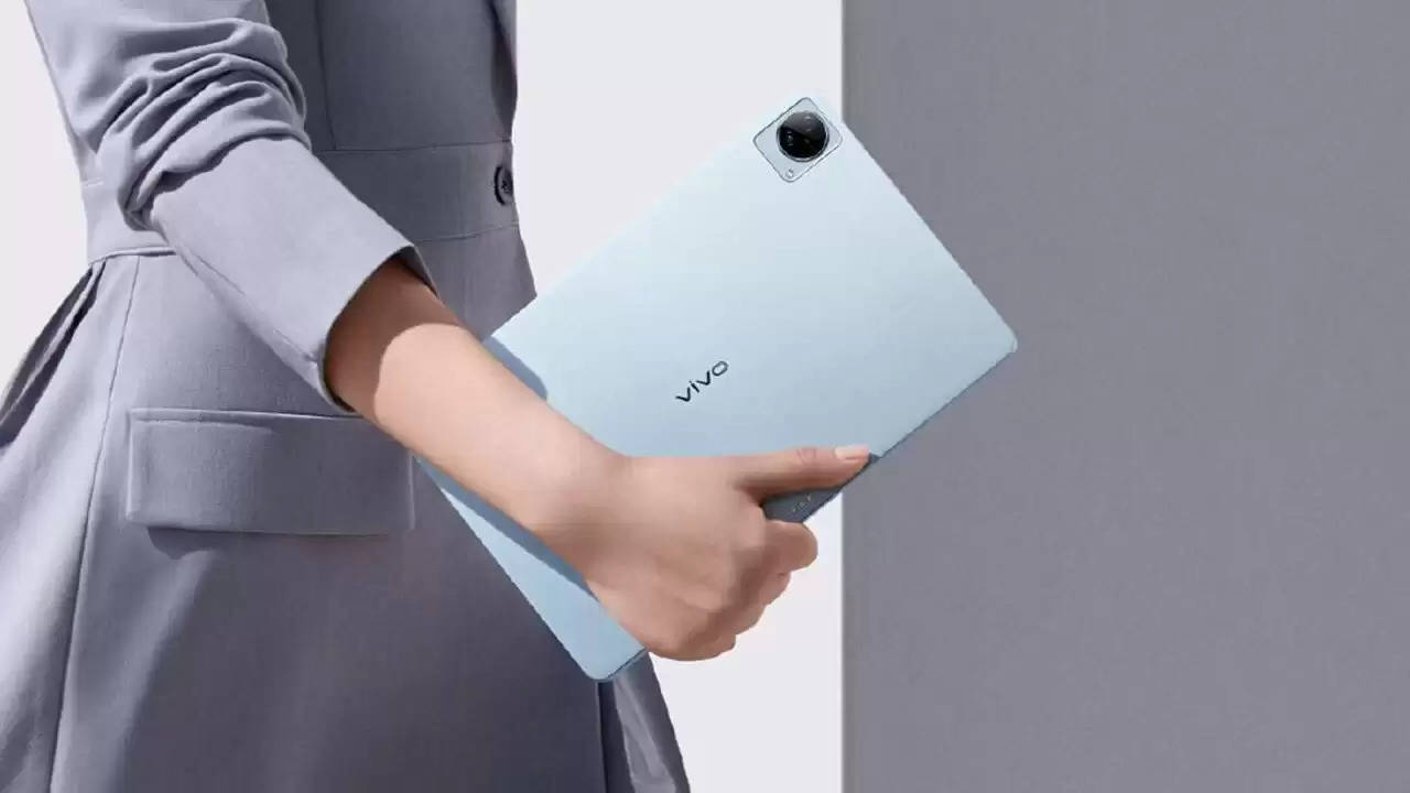 Vivo ला रहा है 12.1 इंच डिस्प्ले वाला Tablet, जिसमें मिलेगी 12GB रैम और 10000mAh की दमदार बैटरी