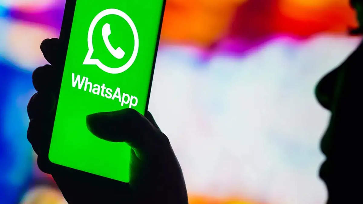 WhatsApp पर फौरन बदलें यह जरूरी सेटिंग, इससे सबको पता चल सकती है आपकी लोकेशन 