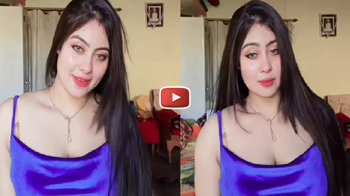 Desi Indian Girl Sexy Video : सेक्सी वीडियो में Indian Girl ने लगाया ग्लैमर का तड़का, देखते ही दिल हार बैठे फैंस