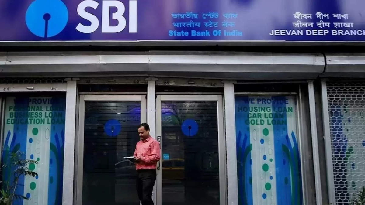 SBI का ग्राहकों को झटका: ब्याज दरों में बढ़ोतरी से घर और कार लोन लेना हुआ महंगा