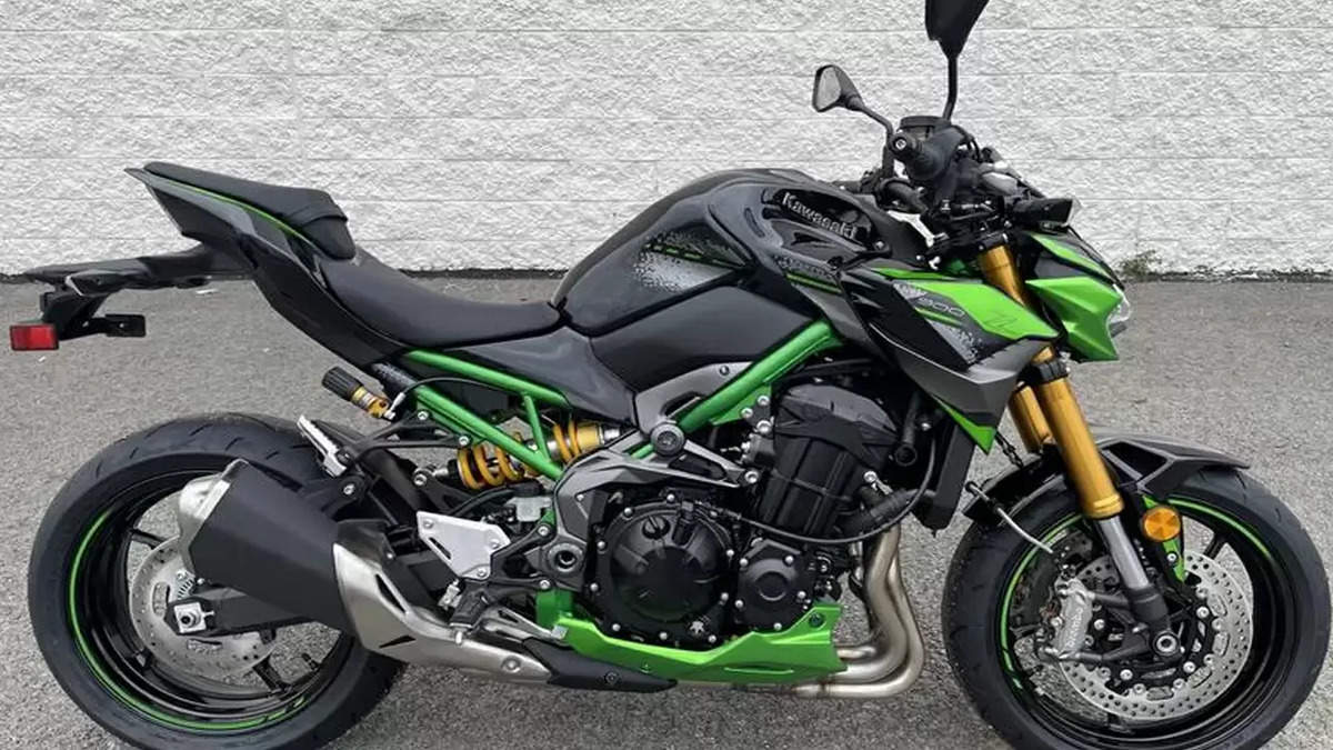 Kawasaki Z900 2024: A New Era of Connectivity with TFT Dash and Price Increase