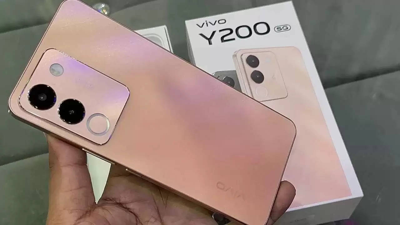 Vivo Y200 - Is it the Best Camera Phone with Long Battery Life