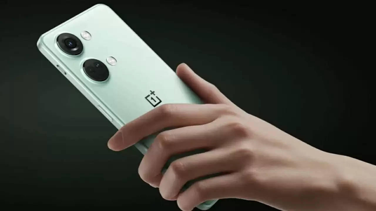OnePlus Ace 3V: AI फीचर्स और स्नैपड्रैगन 7+ जेन 3 प्रोसेसर के साथ स्मार्टफोन बाजार में धूम मचाने को तैयार