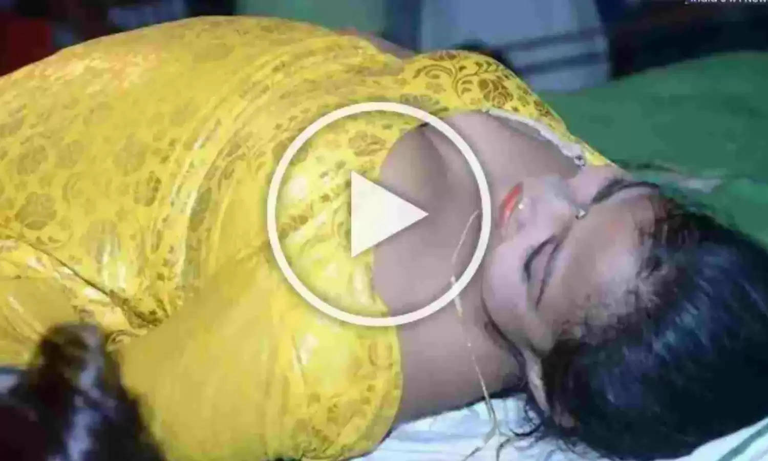 Haryanvi Dance: Komal Choudhary के अश्लील इशारों से गर्म हुआ माहौल, ताऊ बोले – उफ्फ! क्या रात आई है…