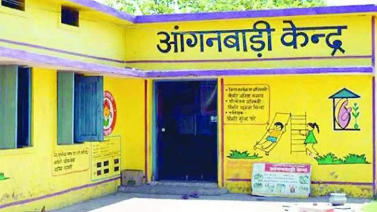 Anganwadi Bharti 2022: महिलाओं पर रोजगार की बारिश, आंगनवाड़ी में 52,000 पदों पर निकली भर्ती, जानिए कितनी मिलेगी सैलरी