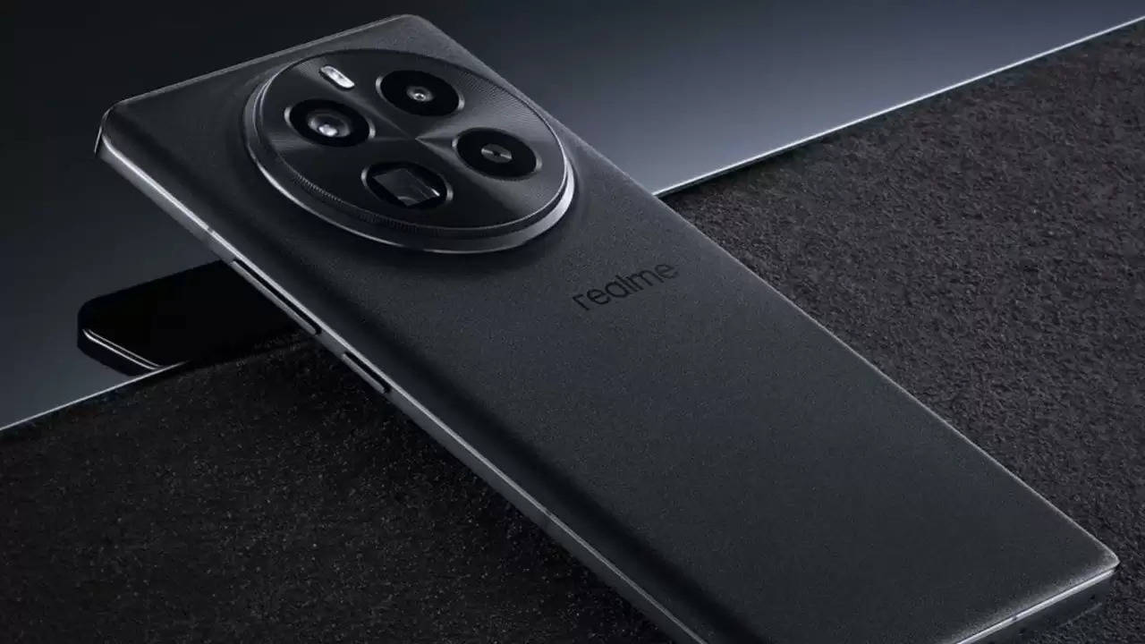 Realme GT 7 Pro: भारत में धूम मचाने के लिए तैयार है रियलमी का सबसे धाकड़ कैमरा फोन!