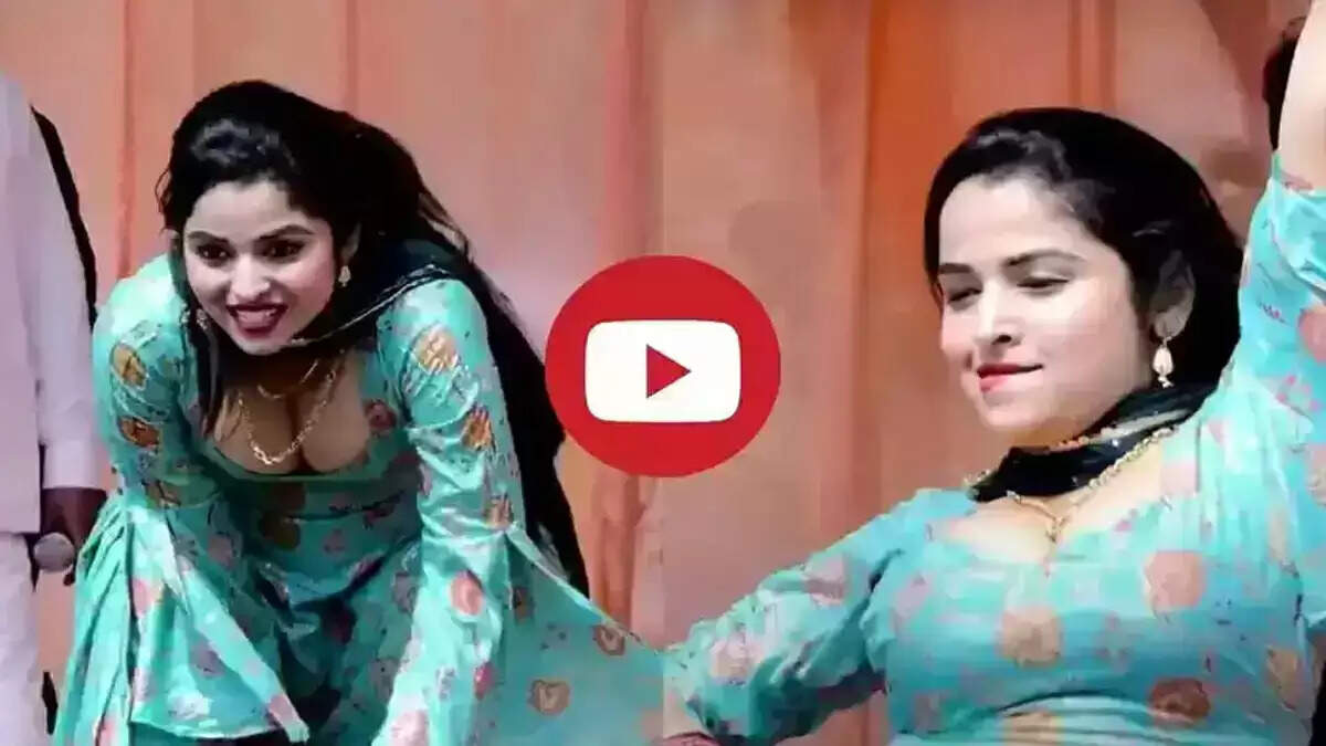 Muskan Baby Dance : Crowd Goes Wild During Stage Performance