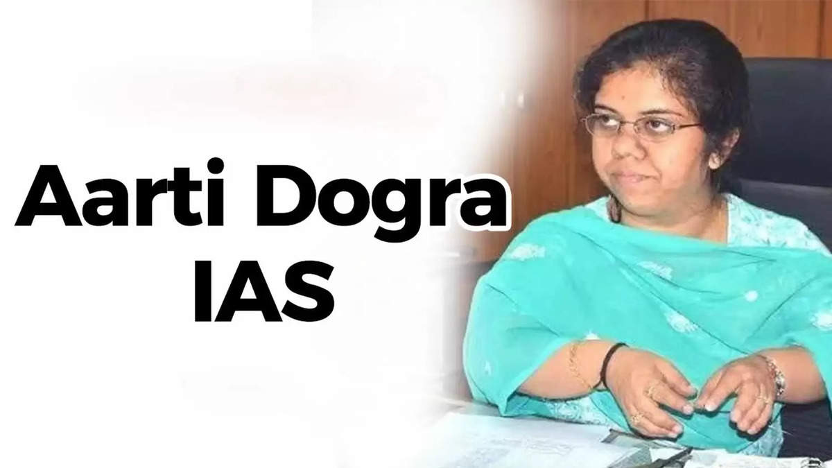 IAS Success Stories: किसी ने सच ही कहा है, 'कोशिश करने वाले के लिए कुछ भी असंभव नहीं है'. सपने देखने और सफलता को परिभाषित करने वाली आईएएस अधिकारी