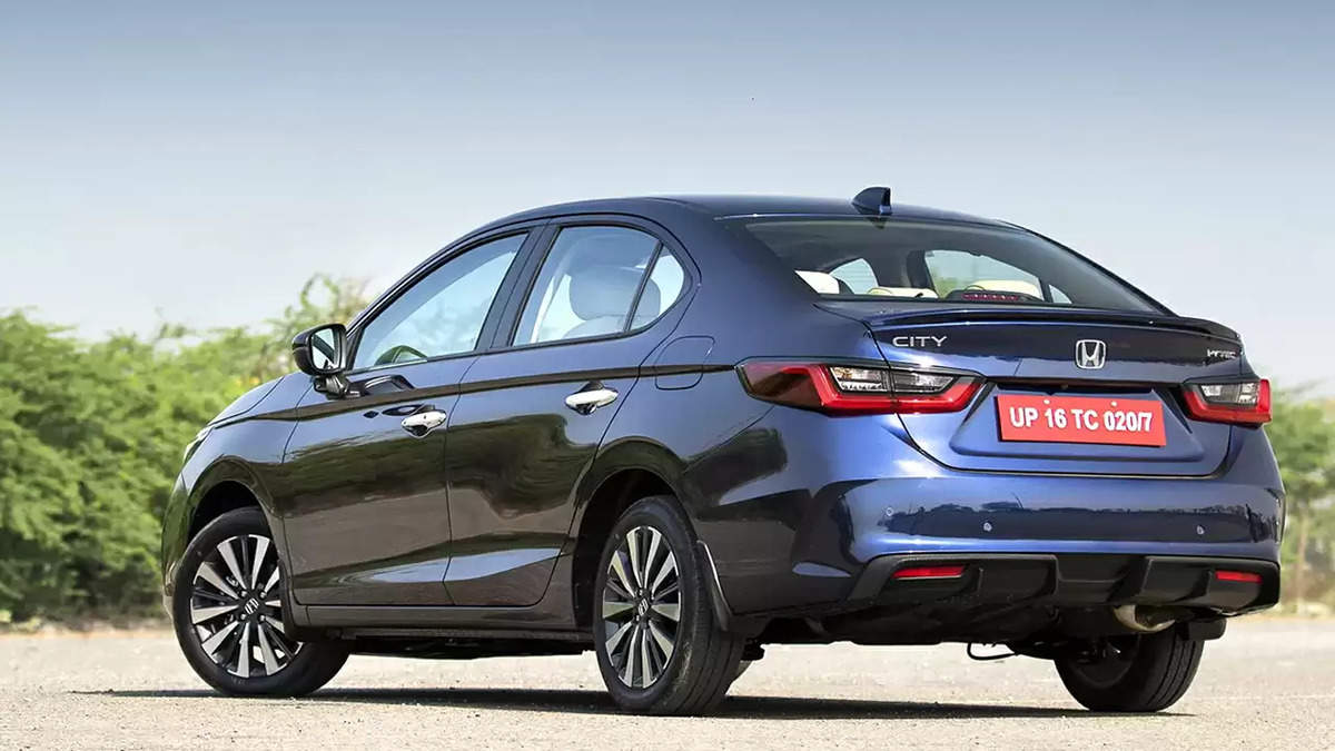 Honda City for Rs 2 Lakh : A Perfect Blend of Performance and Economy